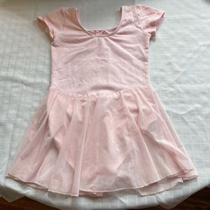 Girls ballet pink leotard.
